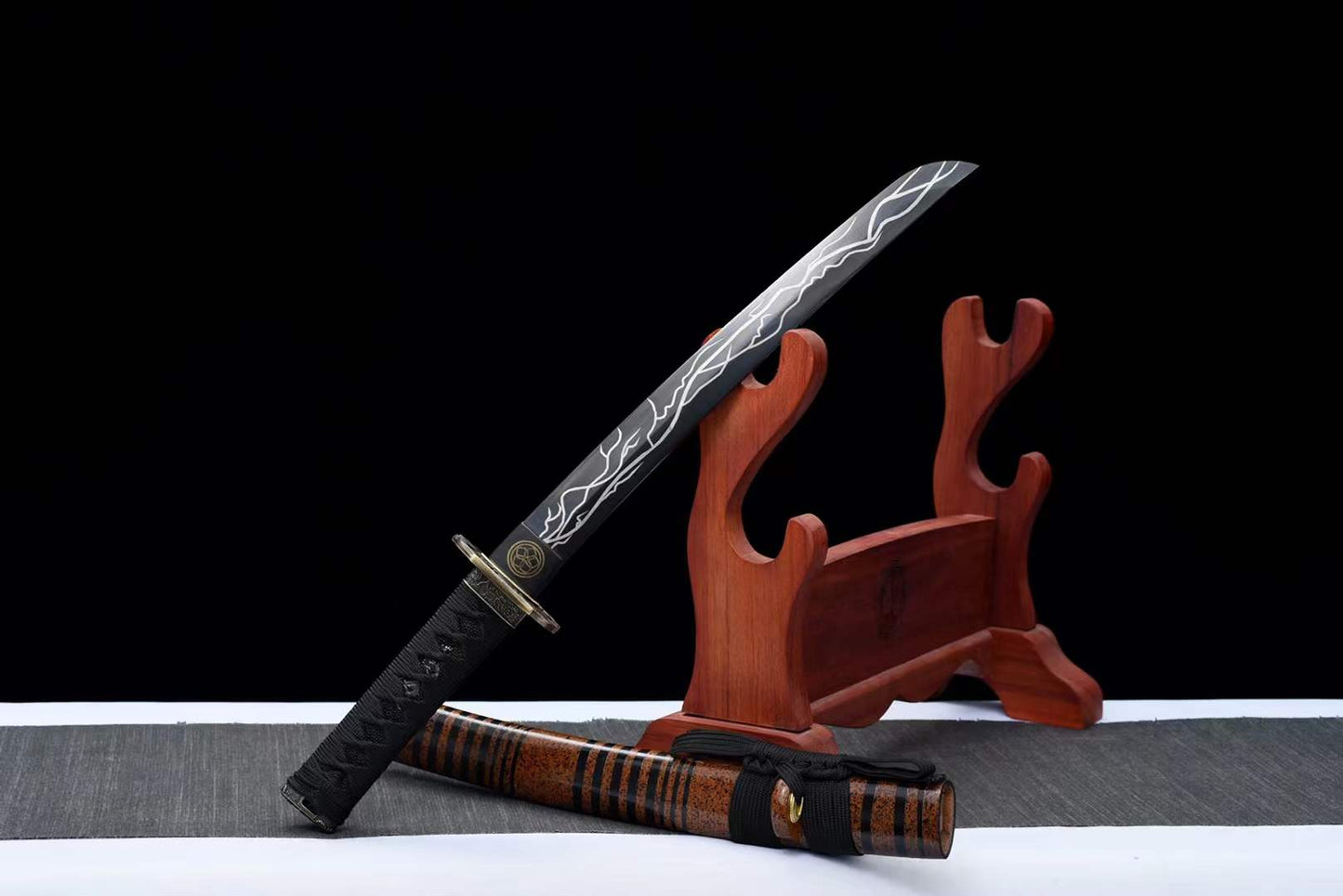 Hand Forged Japanese Tanto Storm Short Sword Manganese Steel Blackened blades