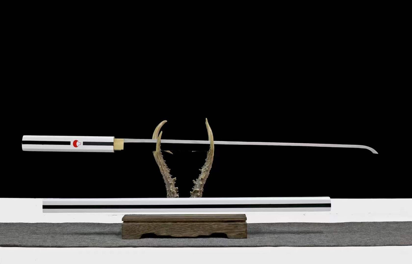 Handmade Anime NARUTO Sasuke Kusanagi-No-Tsurugi Sword Shirasaya Ninja Sword Spring Steel WhiteBlade